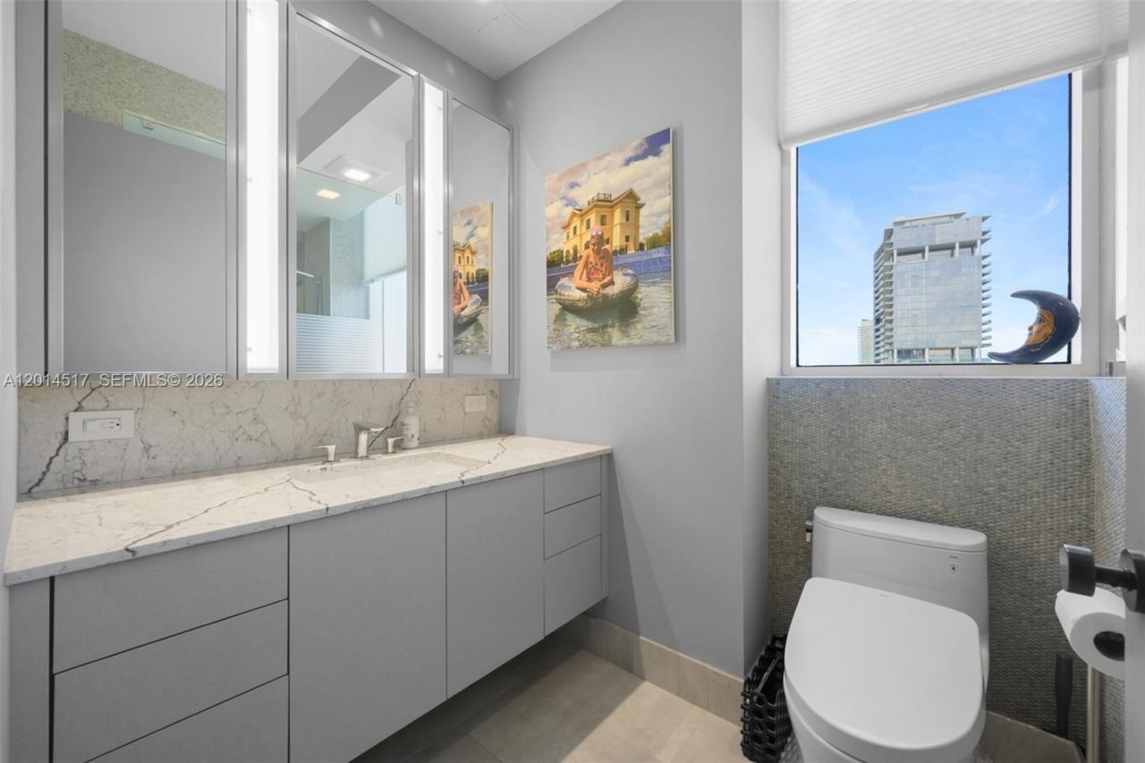 18201 Collins Ave, Unit 4901, Sunny Isles Beach, FL 33160 Photo