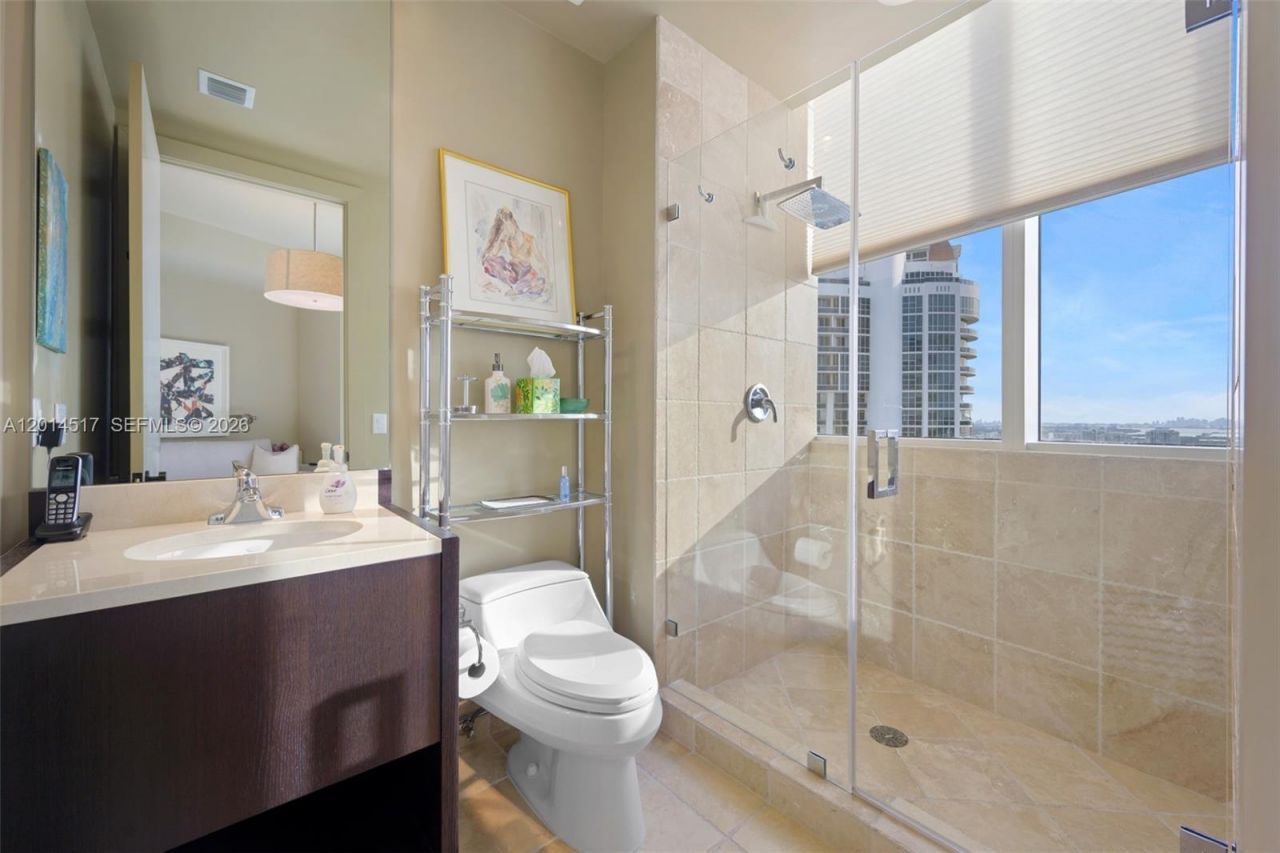 18201 Collins Ave, Unit 4901, Sunny Isles Beach, FL 33160 Photo