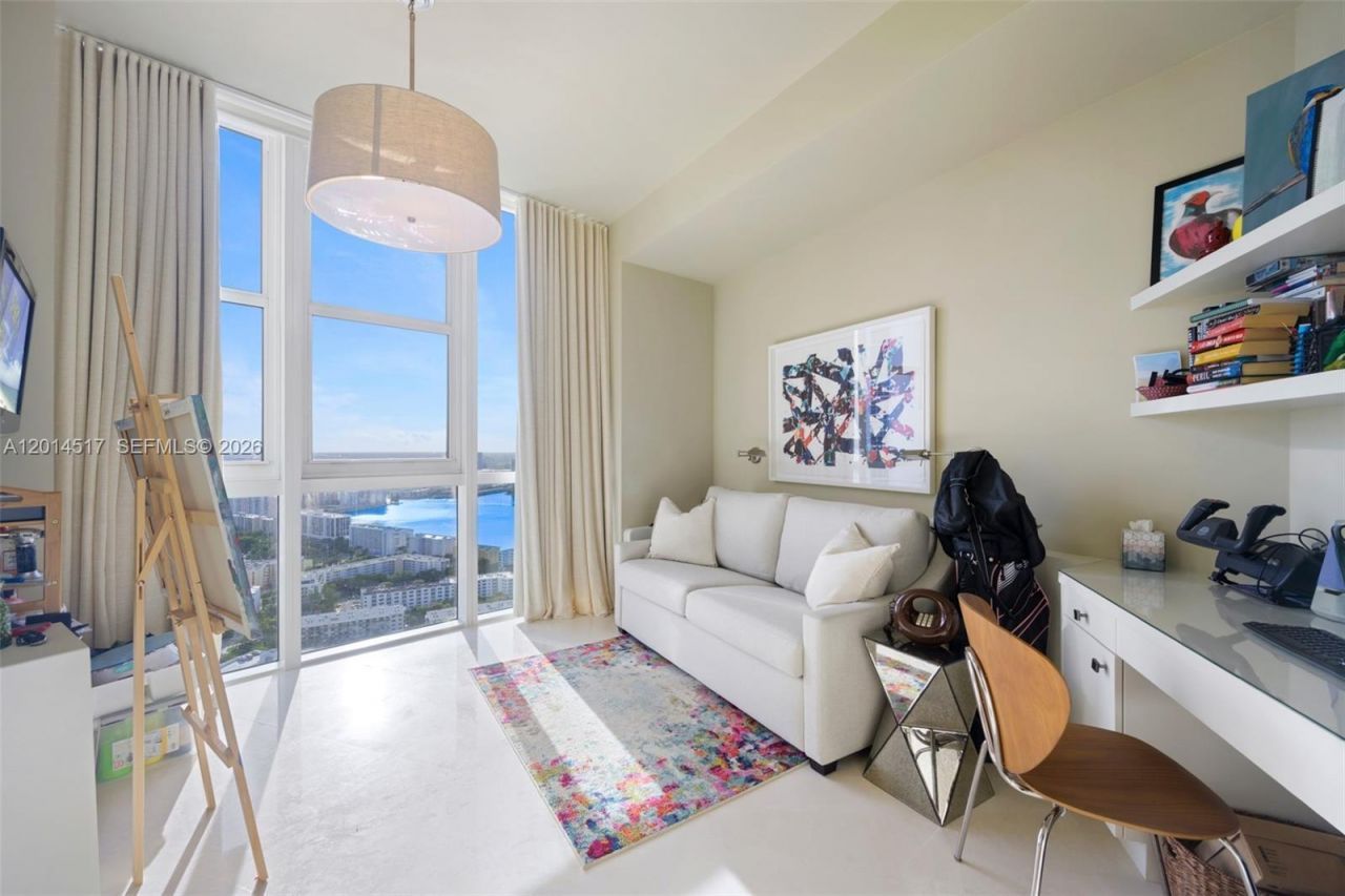18201 Collins Ave, Unit 4901, Sunny Isles Beach, FL 33160 Photo