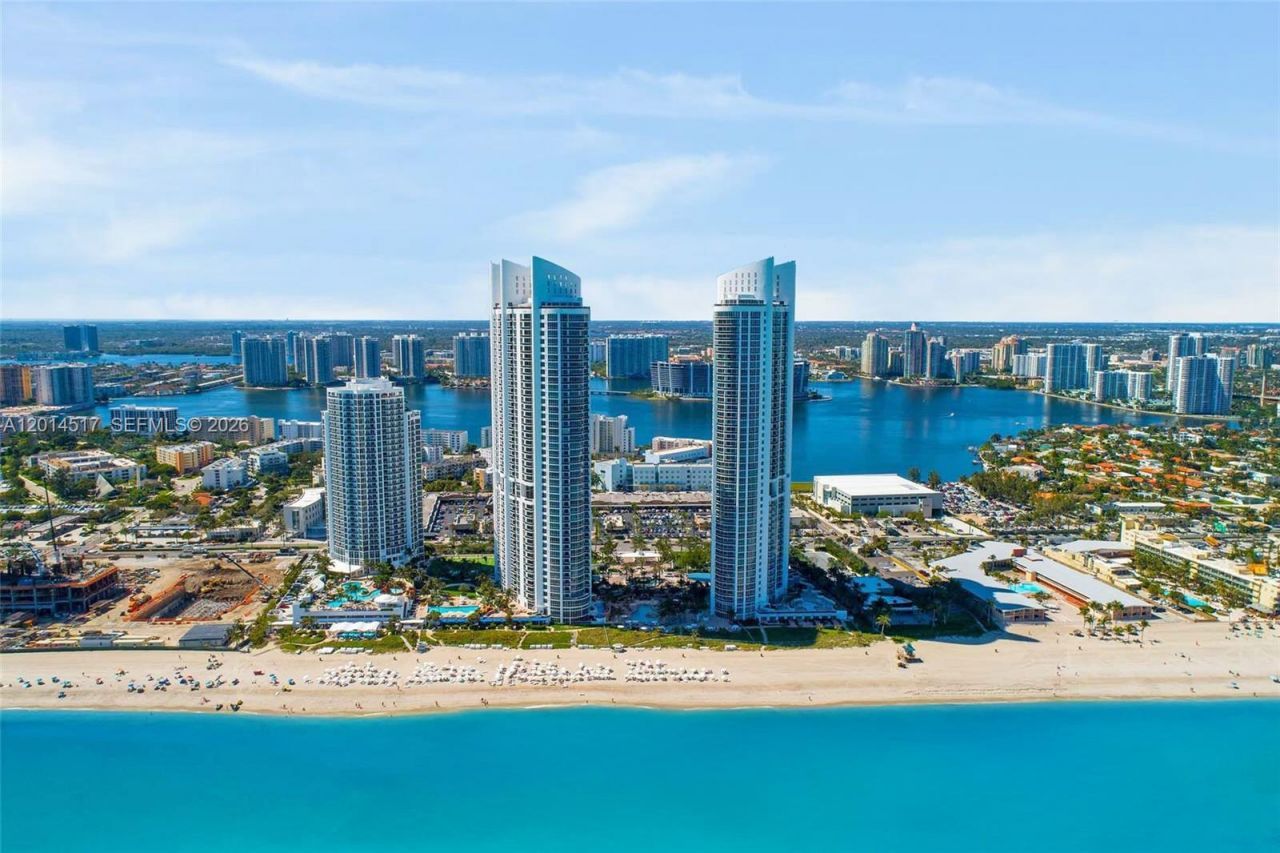 18201 Collins Ave, Unit 4901, Sunny Isles Beach, FL 33160 Photo
