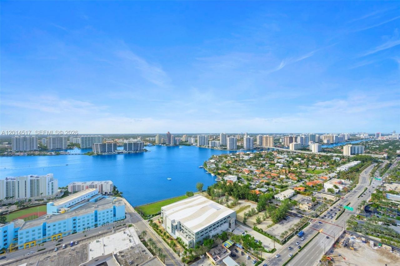 18201 Collins Ave, Unit 4901, Sunny Isles Beach, FL 33160 Photo