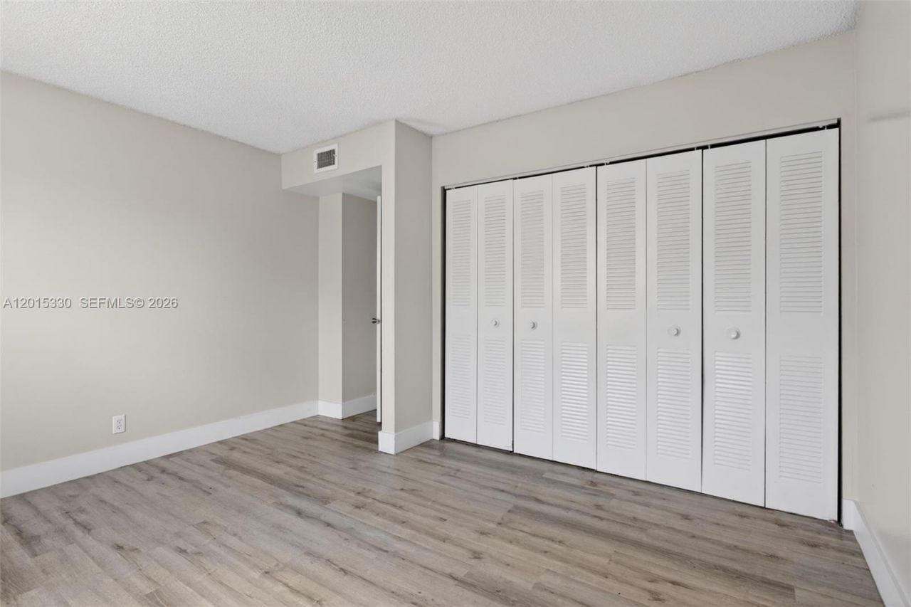 4409 Treehouse Ln , Unit F, Tamarac, FL 33319 Photo