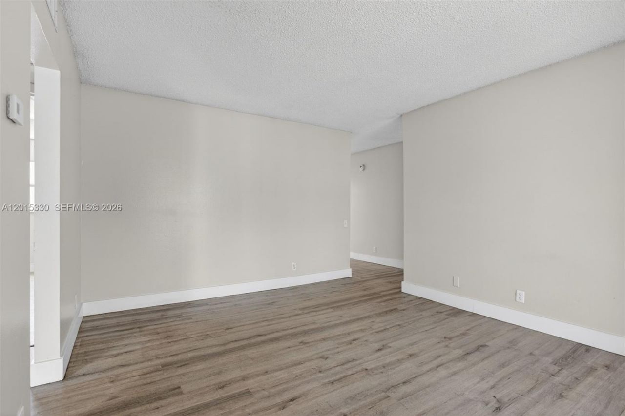 4409 Treehouse Ln , Unit F, Tamarac, FL 33319 Photo