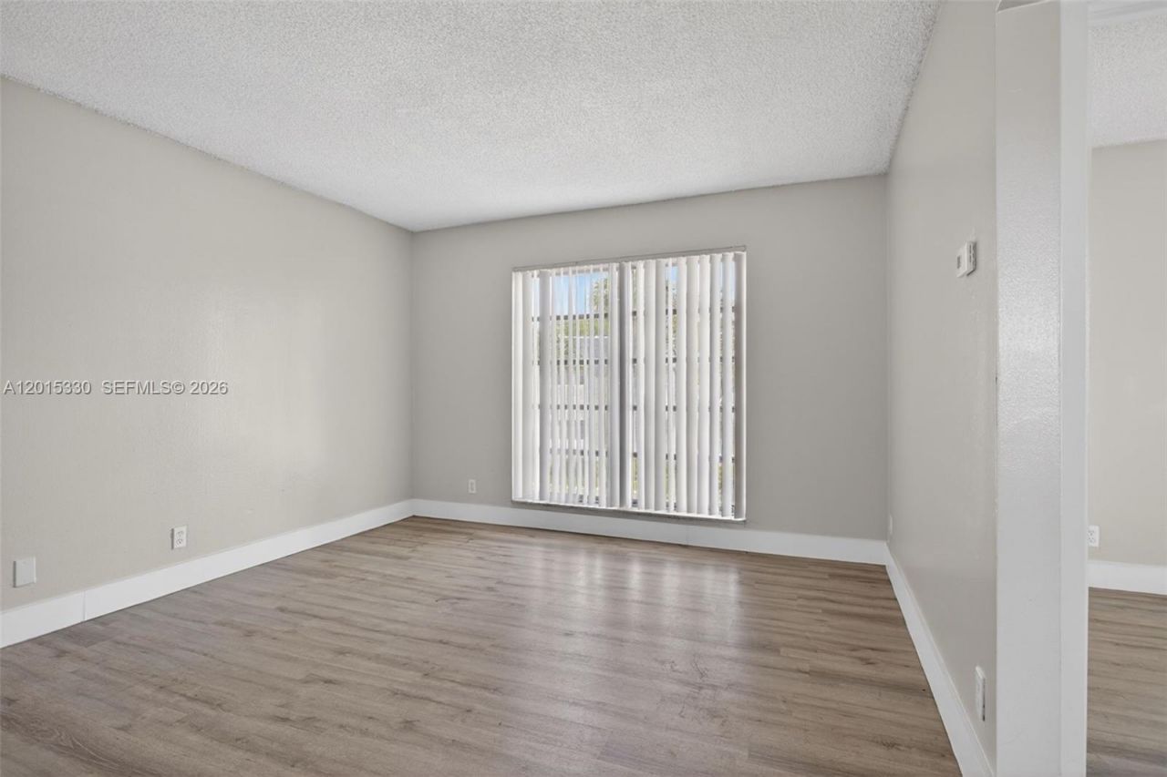 4409 Treehouse Ln , Unit F, Tamarac, FL 33319 Photo