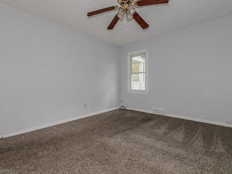 3694 Grosvenor Road, Cleveland Heights, OH 44118 Photo 13