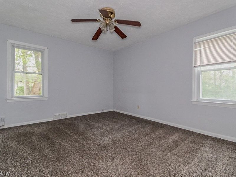 3694 Grosvenor Road, Cleveland Heights, OH 44118 Photo 14