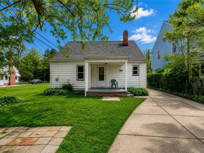 3694 Grosvenor Road, Cleveland Heights, OH 44118 Photo 26
