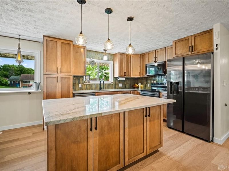 5821 Craftmore Drive, Huber Heights, OH 45424 Photo 5