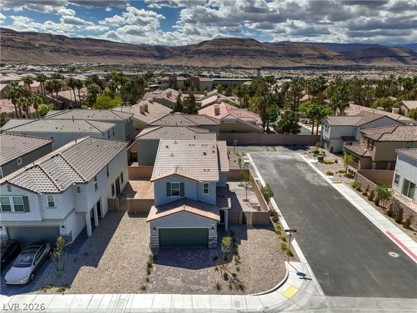 6681 Tumoulin Street , Las Vegas, NV 89148