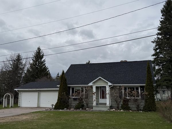 618 Washington WAY, Sault Ste Marie, MI 49783