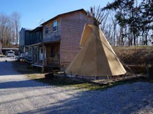 19312 State Highway M, Cassville, MO 65625