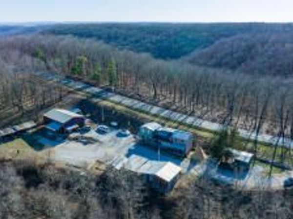 19312 State Highway M, Cassville, MO 65625