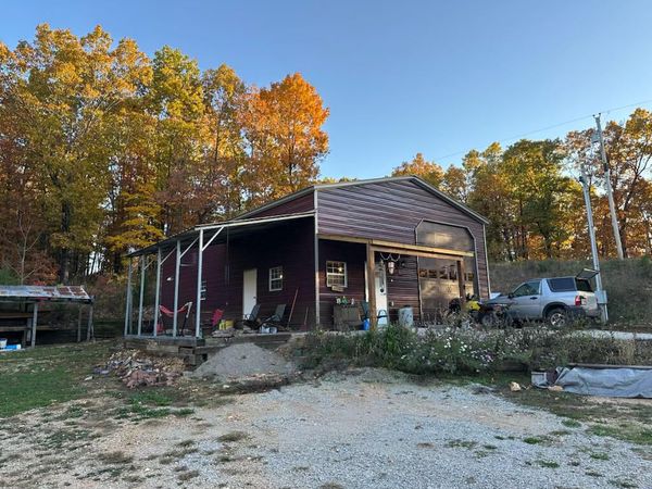 19312 State Highway M, Cassville, MO 65625