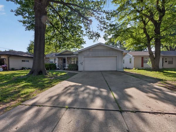 1347 S Arcadia Avenue , Springfield, MO 65804