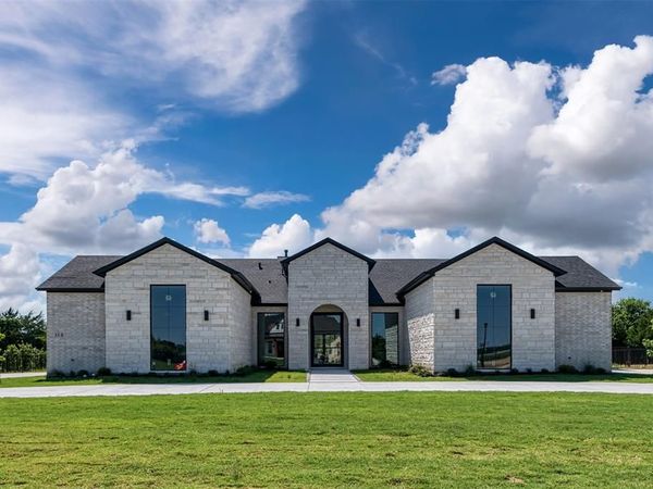 113 Ambrosia Lane, Heath, TX 75032