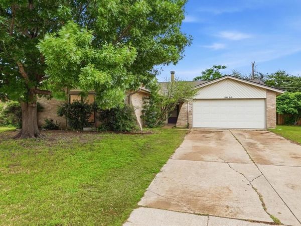 3914 Willowood Lane, Grand Prairie, TX 75052