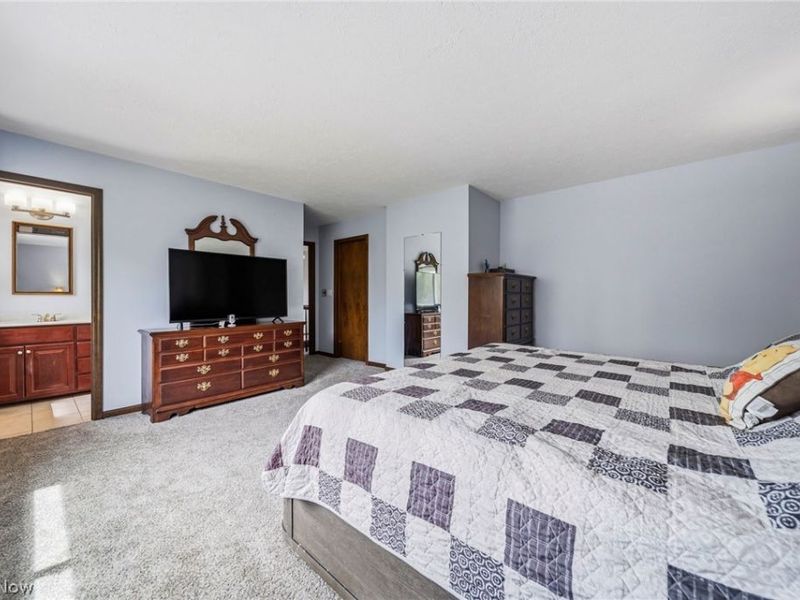 10610 Ridgewater Drive , Concord Township, OH 44077 Photo 15