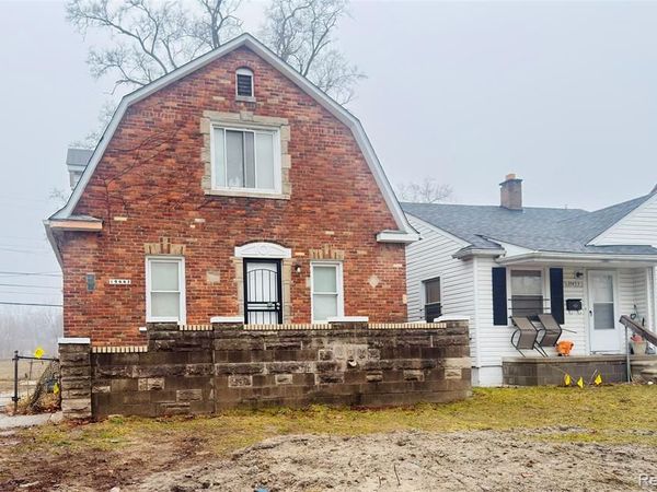19445 Fenmore Street, Detroit, MI 48235