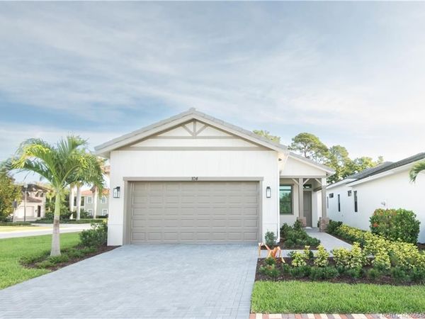 104 SE Strada Cervaro, Port St Lucie, FL 34952