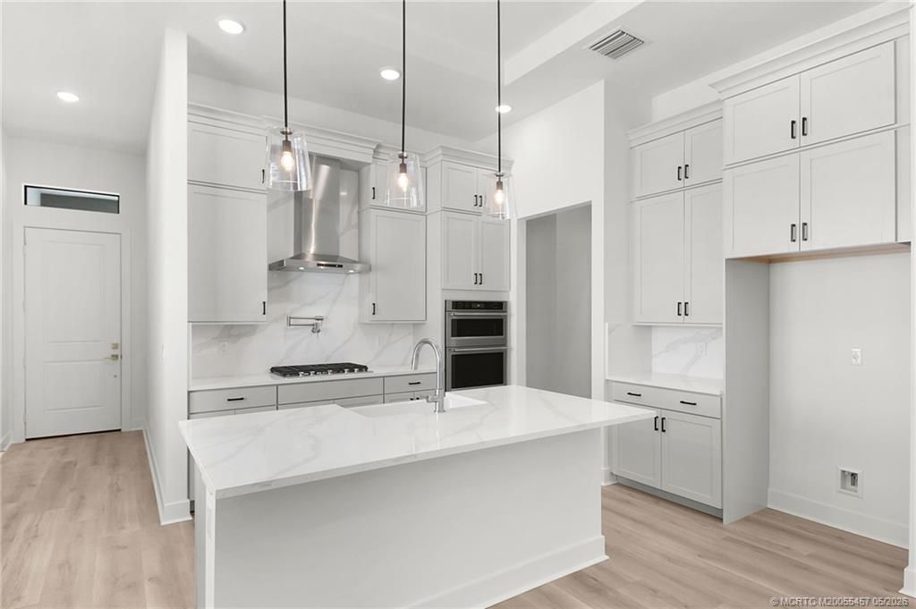 104 SE Strada Cervaro, Port Saint Lucie, FL 34952 Photo