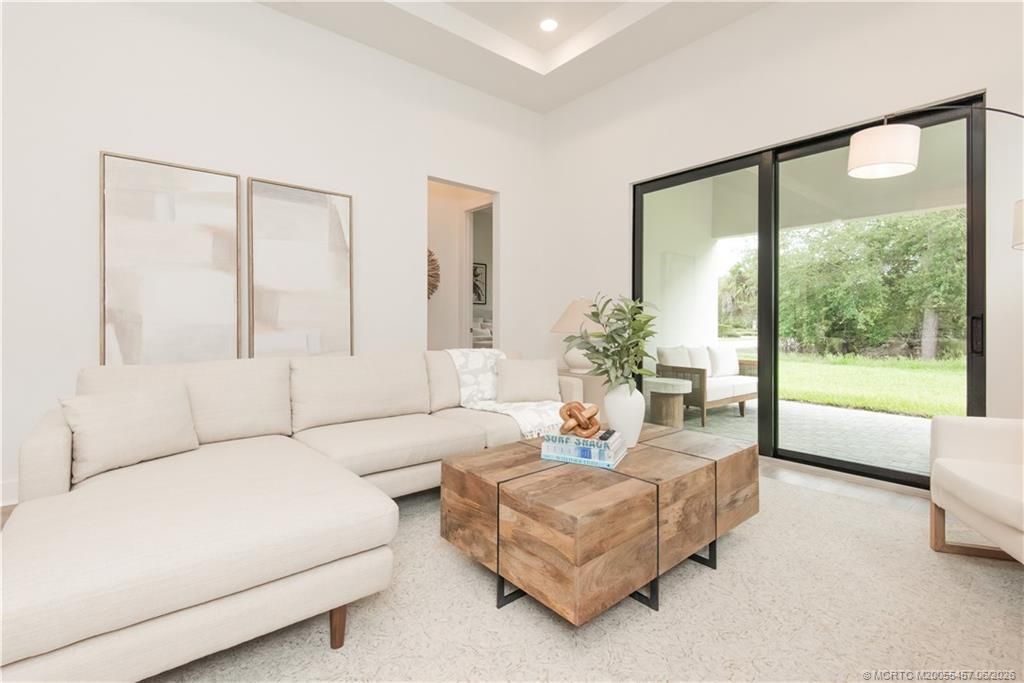 104 SE Strada Cervaro, Port Saint Lucie, FL 34952 Photo
