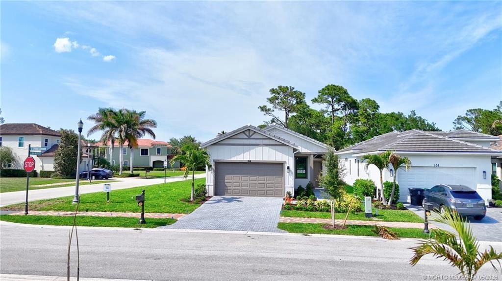 104 SE Strada Cervaro, Port Saint Lucie, FL 34952 Photo