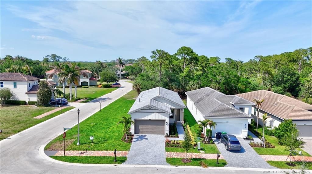 104 SE Strada Cervaro, Port Saint Lucie, FL 34952 Photo