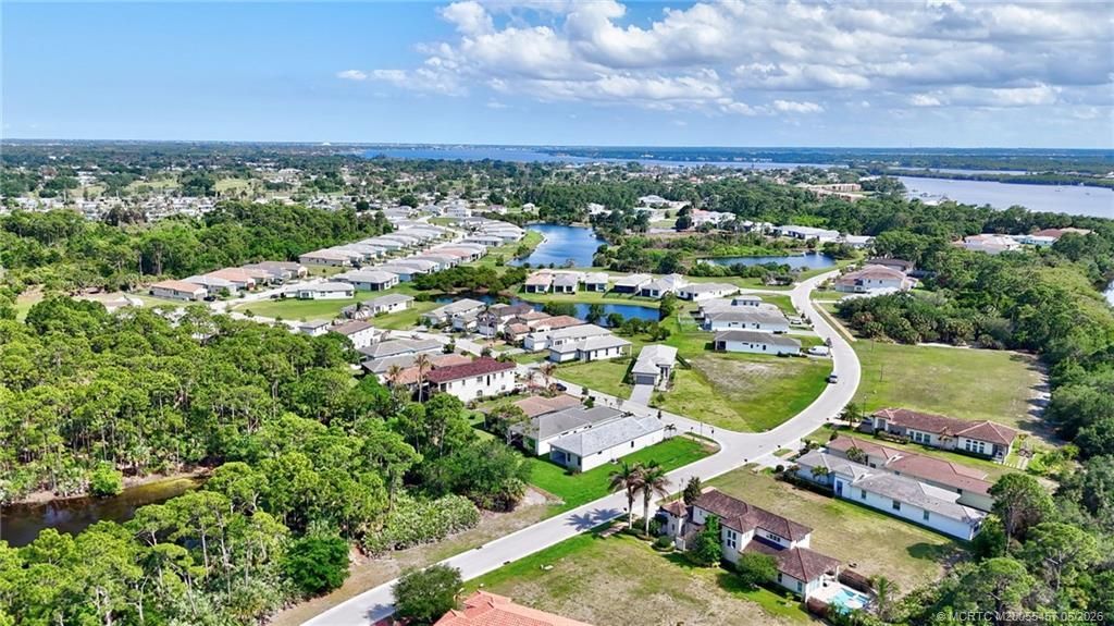 104 SE Strada Cervaro, Port Saint Lucie, FL 34952 Photo