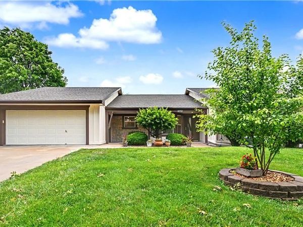 18797 Sunrise Drive, Belton, MO 64012