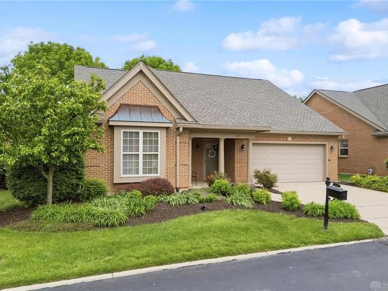 1407 Holes Creek Trace, Dayton, OH 45458 Photo 2