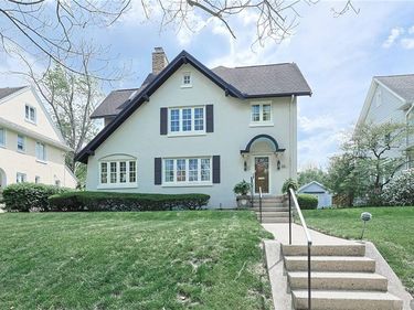 254 Volusia Avenue, Oakwood, OH 45409