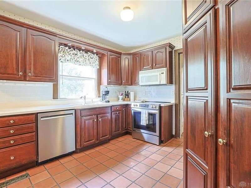 254 Volusia Avenue, Oakwood, OH 45409 Photo 14