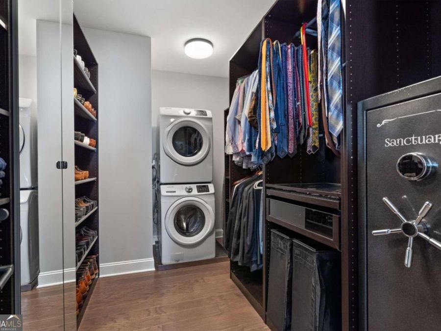 Property Image 38