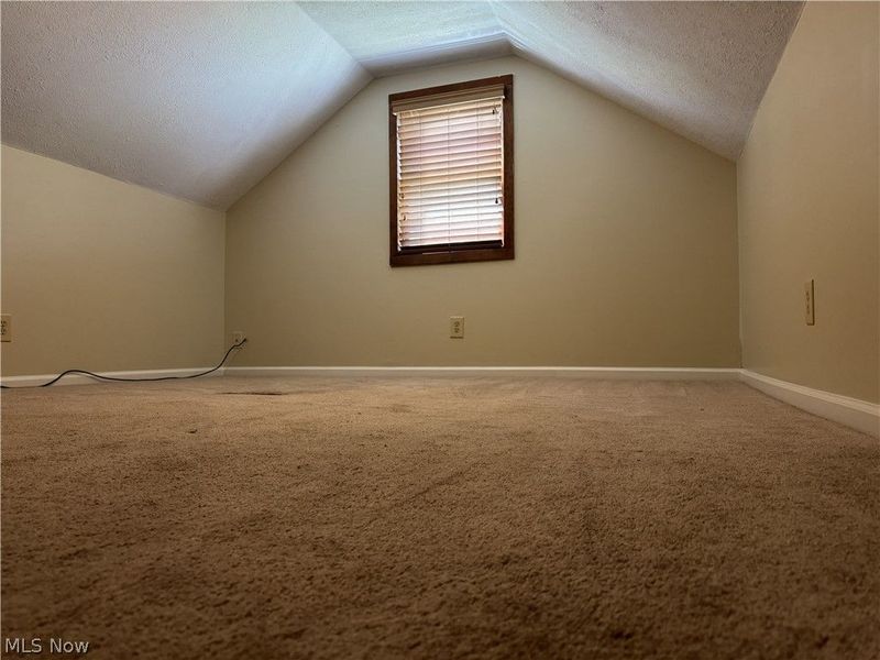204 E Baird Avenue, Barberton, OH 44203 Photo 16