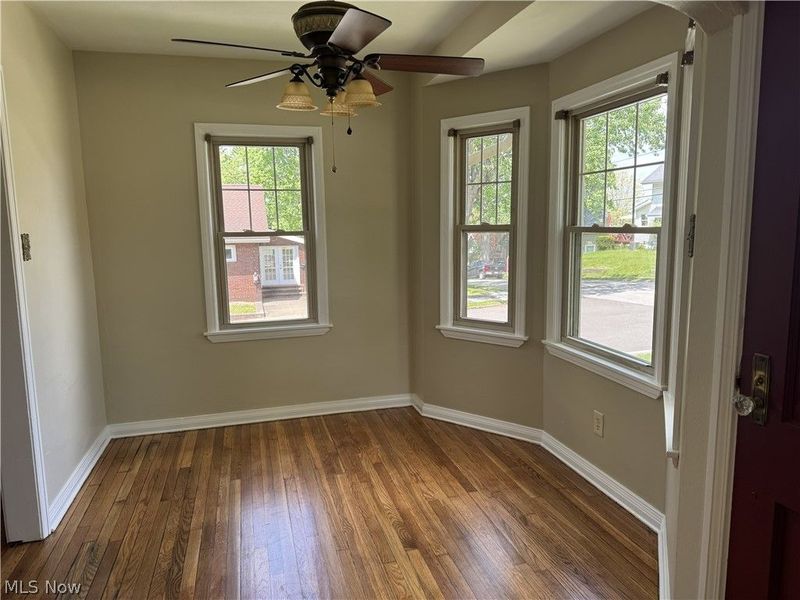 204 E Baird Avenue, Barberton, OH 44203 Photo 4