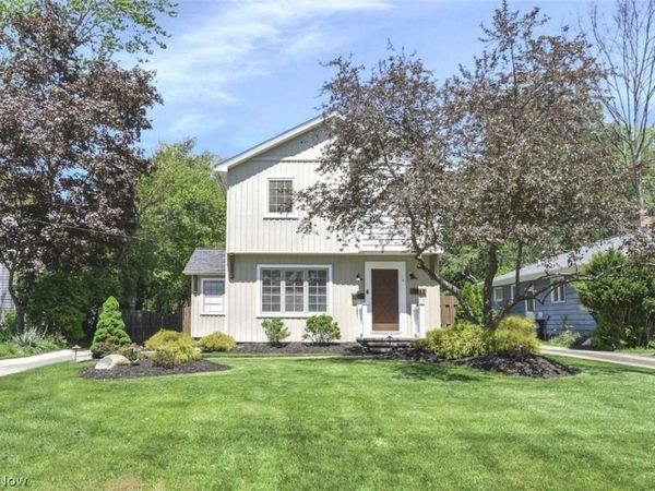 24164 Smith Avenue , Westlake, OH 44145