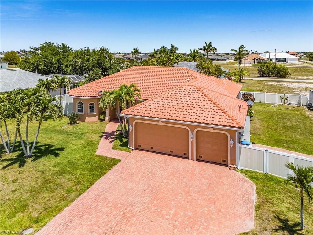 4125 Jacaranda Pkwy W, Cape Coral, FL 33993 Photo