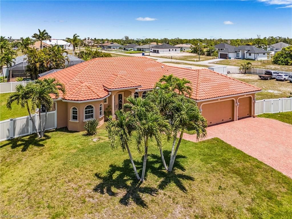 4125 Jacaranda Pkwy W, Cape Coral, FL 33993 Photo