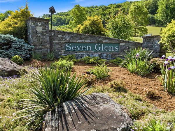 948 Cove Creek Lane , Mars Hill, NC 28754