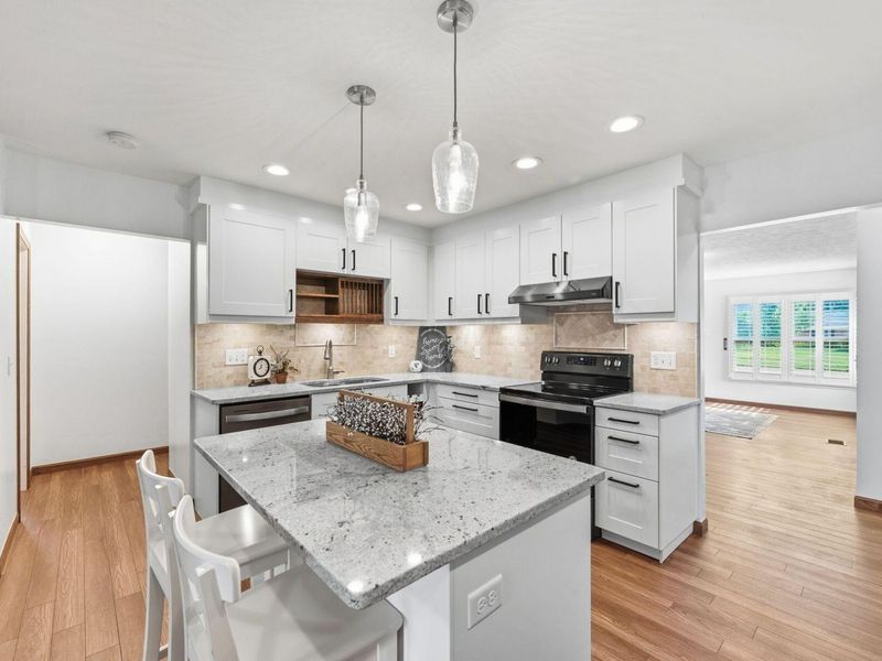 955 Toulon Avenue , Marion, OH 43302 Photo 8