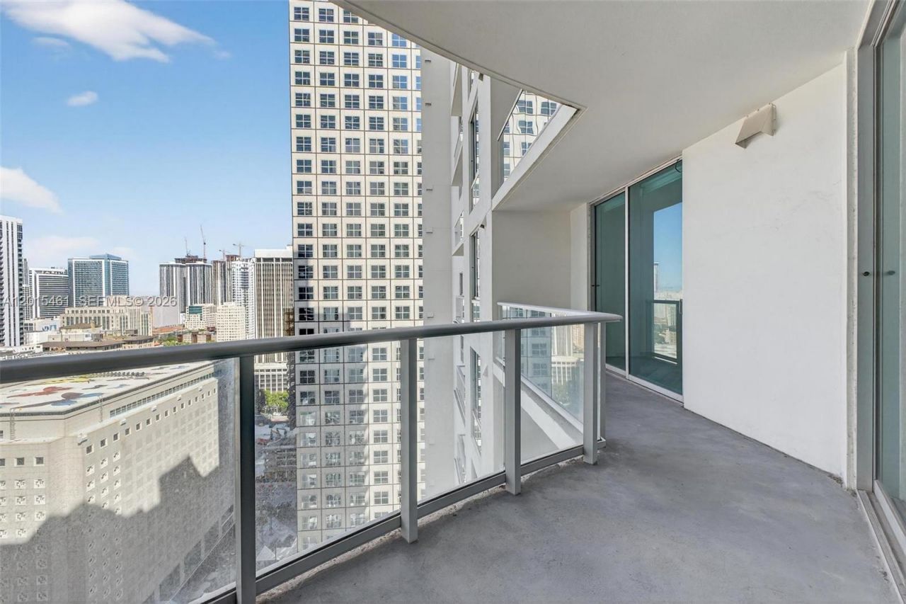 300 S Biscayne Blvd, Unit T-2407, Miami, FL 33131 Photo