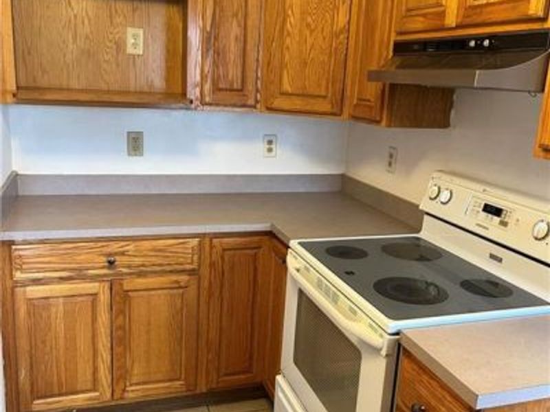 4957 Chesham Drive, Dayton, OH 45424 Photo 12