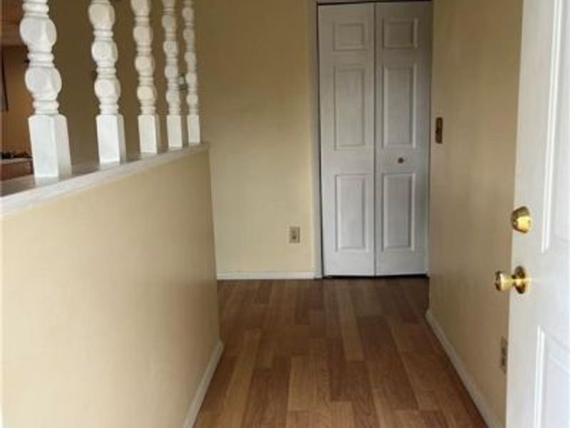 4957 Chesham Drive, Dayton, OH 45424 Photo 2