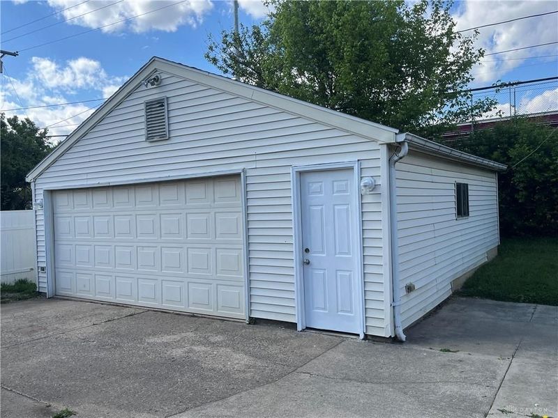 4957 Chesham Drive, Dayton, OH 45424 Photo 26