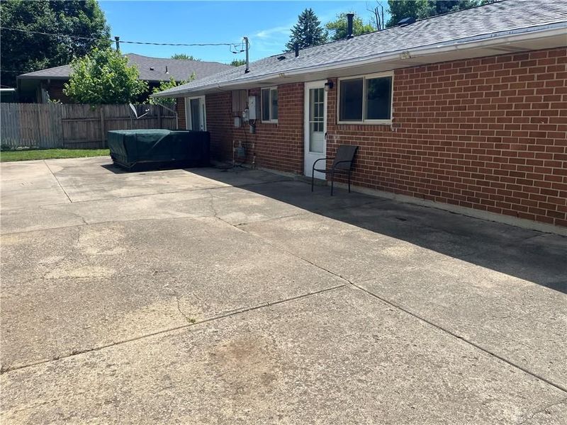 4957 Chesham Drive, Dayton, OH 45424 Photo 34