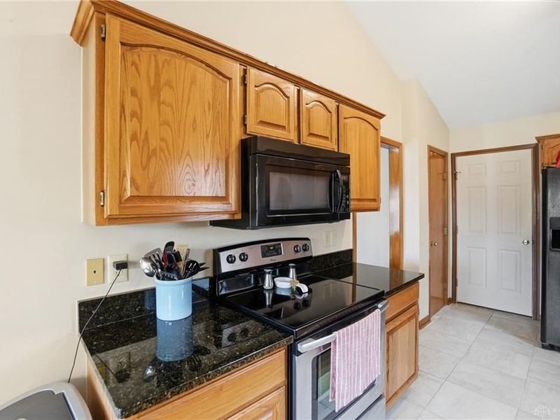9469 Country Path Trail, Miami Township, OH 45342 Photo 15
