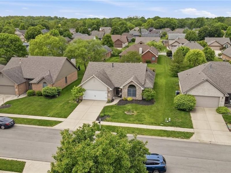 9469 Country Path Trail, Miami Township, OH 45342 Photo 2