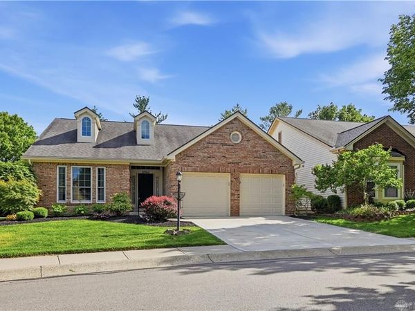 6962 Wembley Circle, Centerville, OH 45459