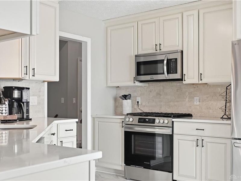 6962 Wembley Circle, Centerville, OH 45459 Photo 6