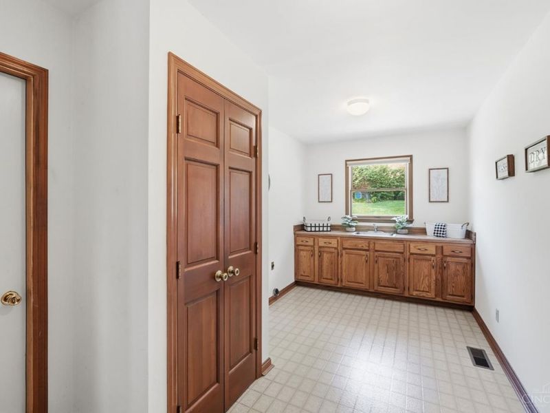 8302 Miranda Place, West Chester, OH 45069 Photo 13